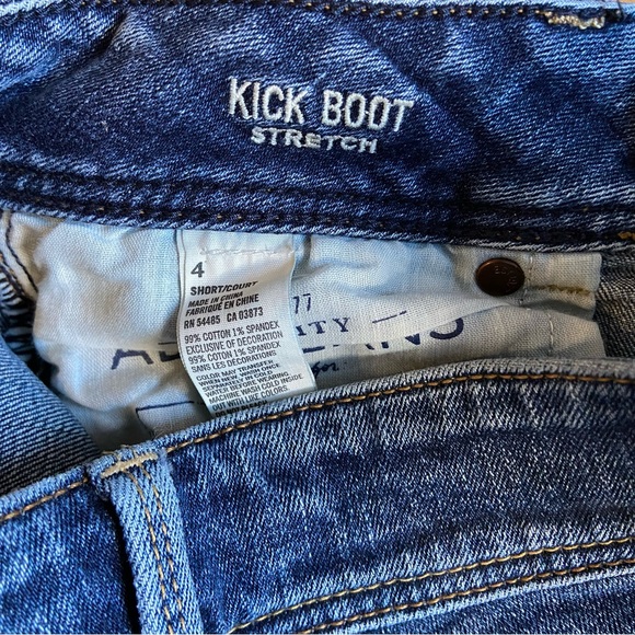 American Eagle Jeans - Picture 3 of 3